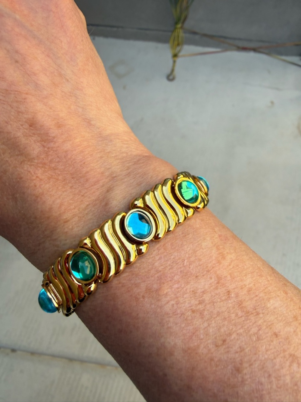 Vintage Monet Gold-Tone Bracelet Blue Green Cabochon Stones 7.5” Statement Jewel